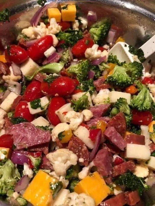 Perfect keto salad – Italian Sub Salad –