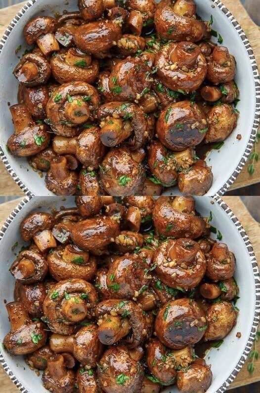 Air Fryer Mushrooms Recipe with Garlic